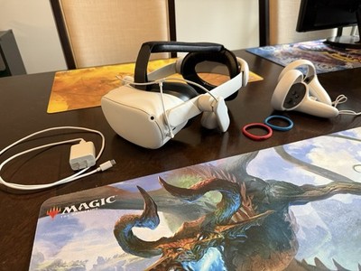 Oculus Meta Quest 2 With Kiwi Headset,Controllers,Earbuds,Charger,Glasses Spacer