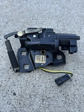 1998-2002 Camaro Firebird Trunk Hatch Power Release Latch USED OEM GM 16634720