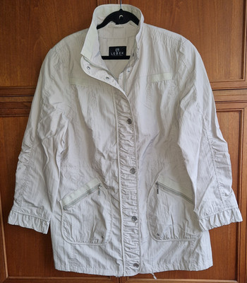 Leichte   Da. - Übergangsjacke  / Barbara Lebek   /   Gr. 44