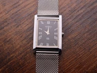 Seiko Slim Quartz Men Black Dial Silver Bracelet Vintage Watch