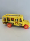 Vintage 1965 Fisher Price School Bus #192 7 figures