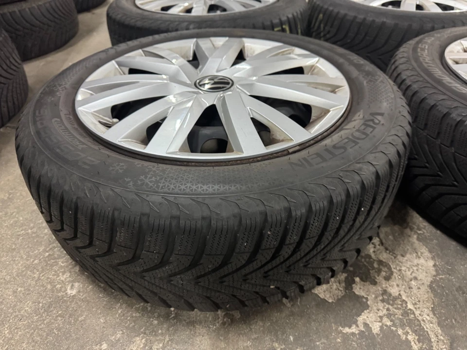 *OR297* VW Golf 8  Winterräder Vredestein 205/55 R16, ca.6mm., 5Q0601027BR - Bild 2 von 4