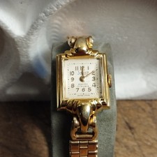 Montre SANCO mécanique swiss made ART DECO femme bracelet plaqué or