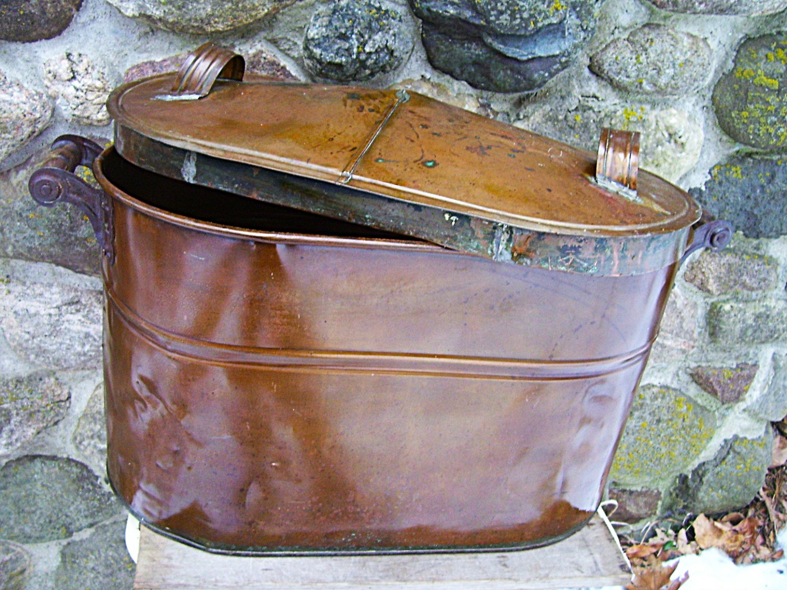 ANTIQUE COPPER WASH BOILER  TAPPERED LID ~ PRIMITIVE LAUNDRY TUB ~ STORAGE DECOR