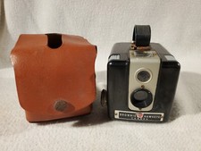 Vtg Antique Kodak Brownie Hawkeye Flash Model Box Camera in Leather Case