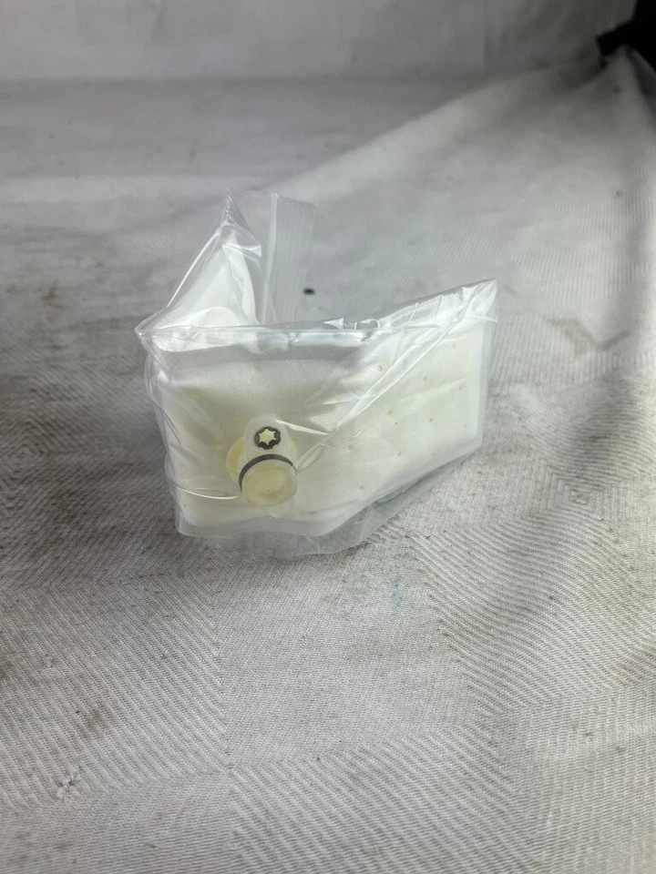 Bomba de combustible filtro Carquest FS2313052 xref: Delphi FS0108 Foto 4 de 4