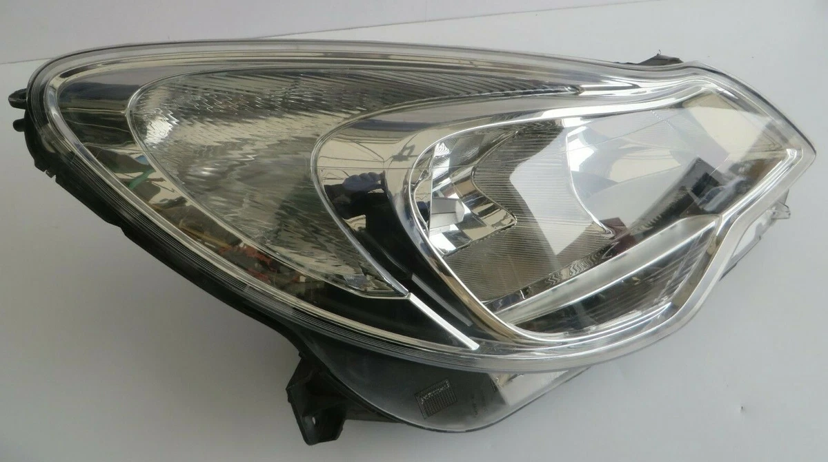 Vauxhall Corsa D 2013 Genuine Front Right Side Headlight 95515472 