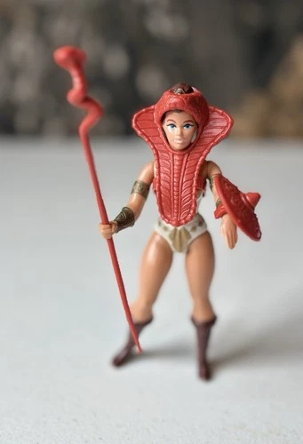 Vintage 1982 MOTU Mattel He-Man Teela Action Figure 100% Complete