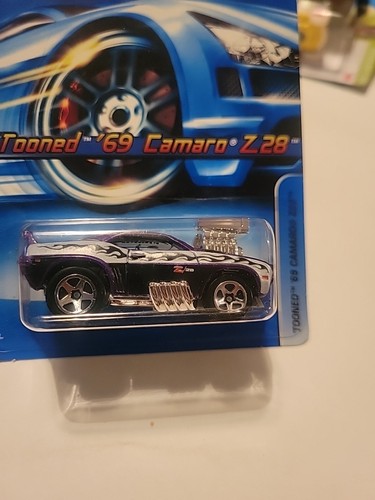 Hot Wheels 'TOONED' CAMARO Z28 1969 2004 First Editions 124 1:64 KMart Exclusive - Picture 3 of 9