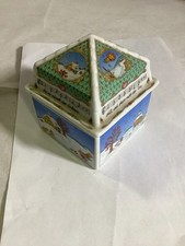 Porzellan-Spieluhr Weihnachtshaus Hutschenreuther 1998 Weihnachtsspieluhr