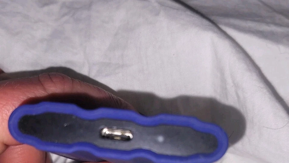 Samsung T7 Shield 2TB USB-C 3.2 - Blue External SSD Solid State Drive Storage - Image 4 of 4