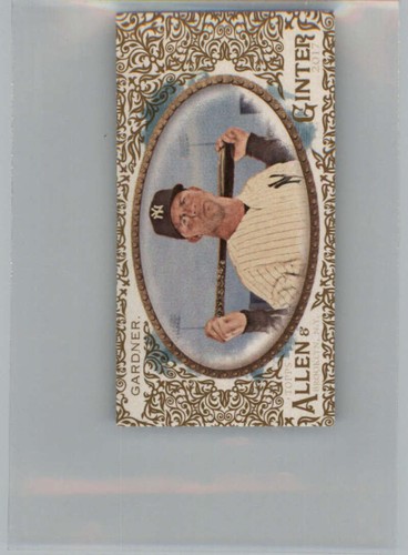 Brett Gardner [Mini Gold Border] #105 2017 Topps Allen & Ginter card