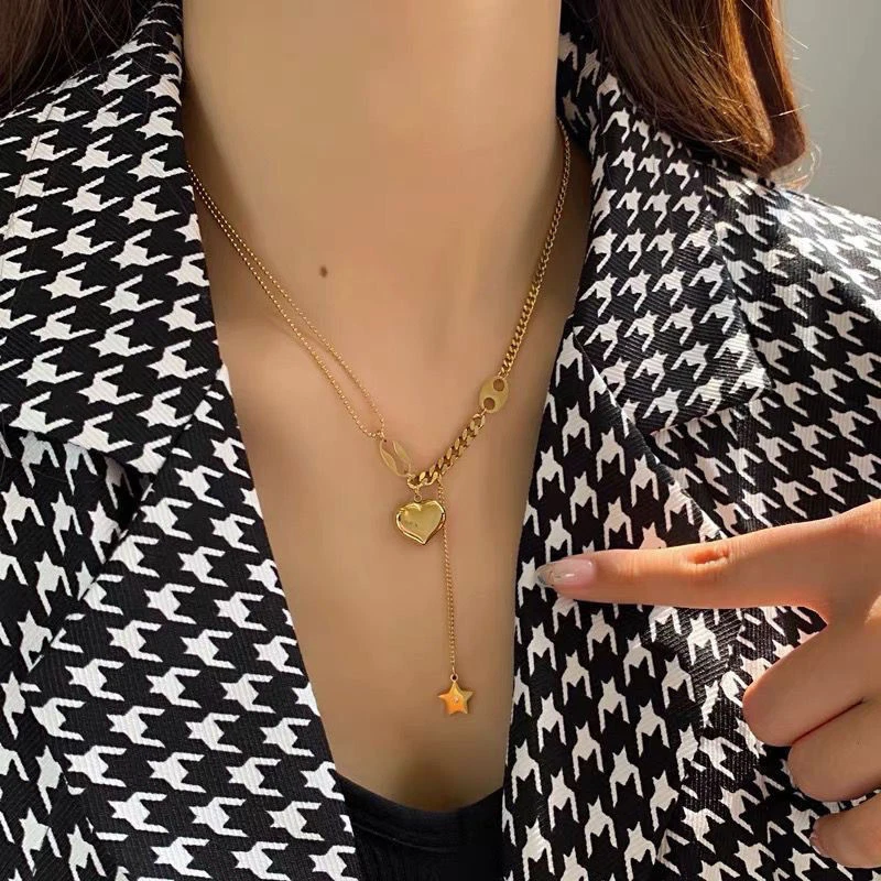 Collana in acciaio inox ciondolo CUORE STELLA APPESA CATENA LUNGA donna - Immagine 4 di 4