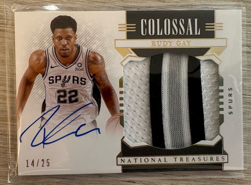 2019-20 Panini NT Rudy Gay Colossal 3-Color Game Worn Patch + On Card Auto /25