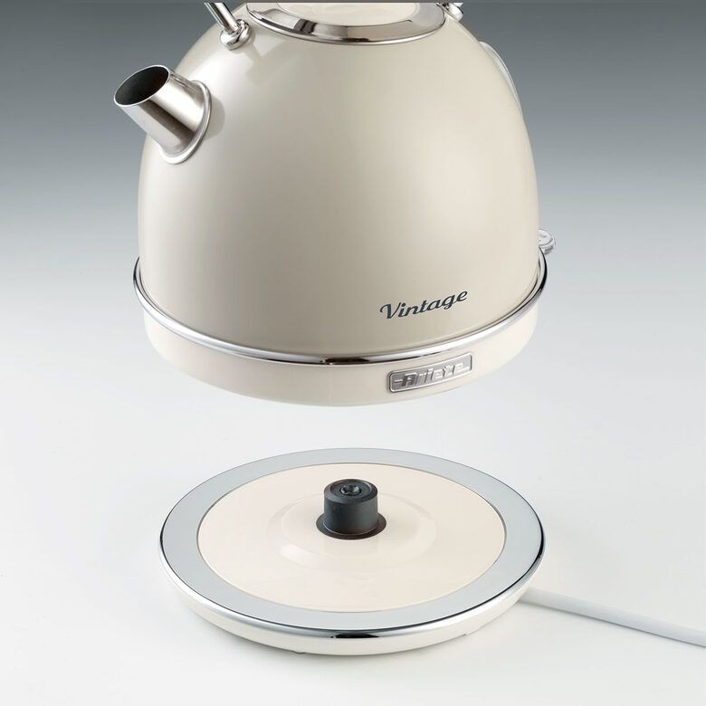 Ariete 2877 Bollitore Vintage Beige 1,7L | Sicuro per la Famiglia