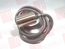 OMRON E2EV-X10B1 / E2EVX10B1 (NEW IN BOX)