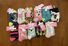 Snuggle Feet Fuzzy Socks Fits Show Size 5-9 (Price for 1 Pair)