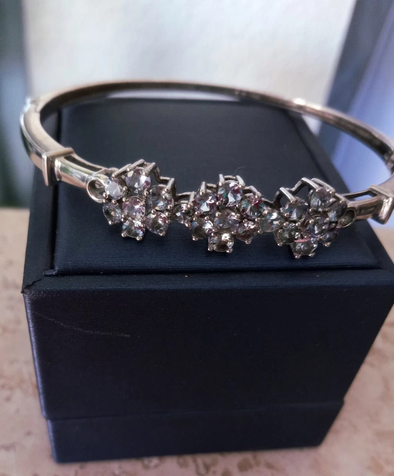  Hermoso Brazalete Plateado AZUL Tanzanita .925 Plata Esterlina Floral Racimo Foto 3 de 4