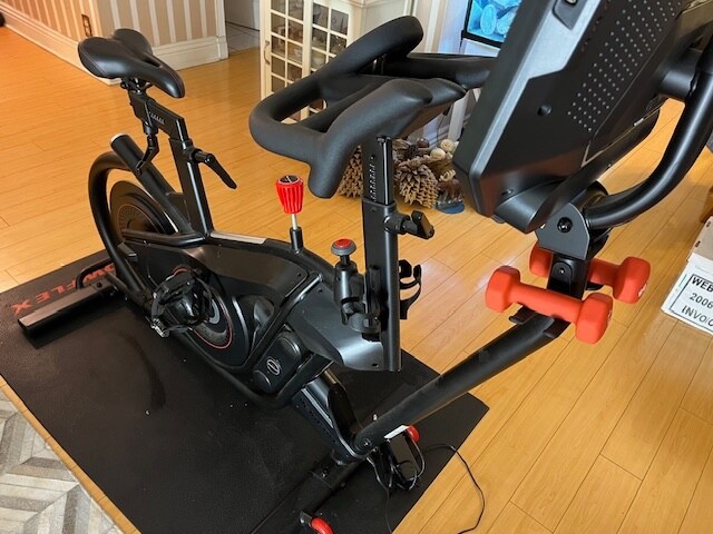 Bowflex VeloCore Bike 22 In. screen,  W/ Weights, Mat