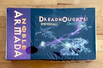 EDLE ARMADA - DREADNOUGHTS: IMPERIAL VS DECADOS - NEU VERSIEGELT - GANZHEITLICHES DESIGN
