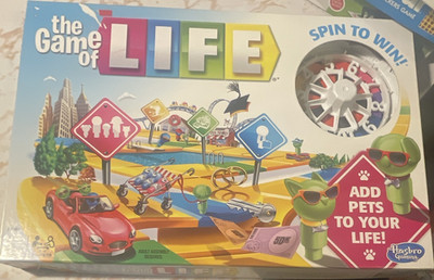 Hasbro Gaming The Game of Life Board Game Spin to Win Add Pets Age 8+ 2+