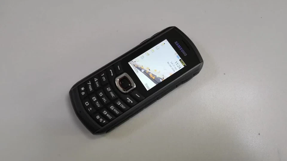 Samsung Xcover B2710 Unlocked 1300mAh 2MP GPS 2.0 Inches 3G Waterproof Cellphone - Image 4 of 4