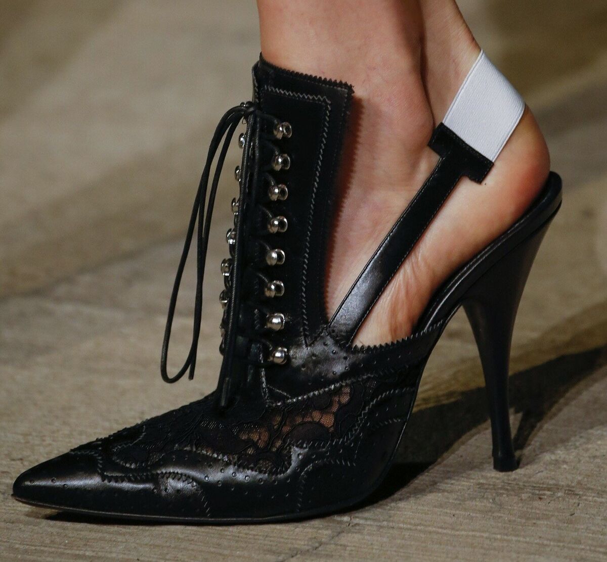 GIVENCHY⚡️{$1,095} GIVENCHY⚡️{$1,095}