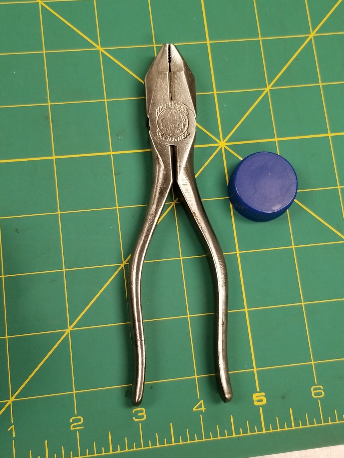 Vintage KLEIN TOOLS Small Size 6 Inch Linemans Pliers No Date Markings