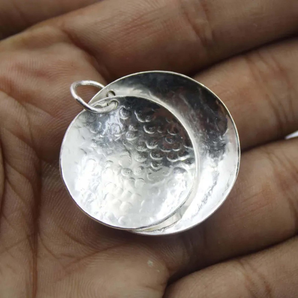 Handmade 925 Silver Hammered Pendant Minimalist Double Disc Handmade 925 Silver Hammered Pendant Minimalist Double Disc