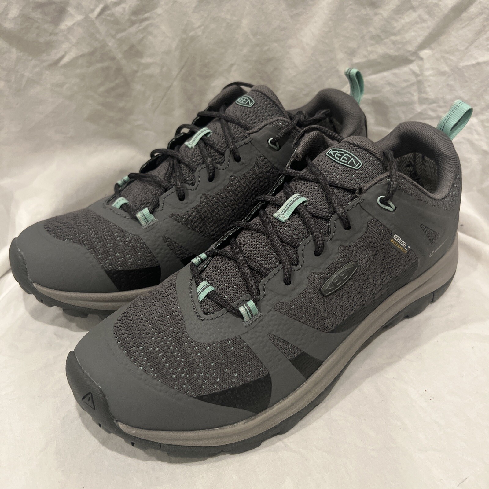 NUOVE sneaker da trekking basse impermeabili Keen Terradora 2 da donna taglia 6