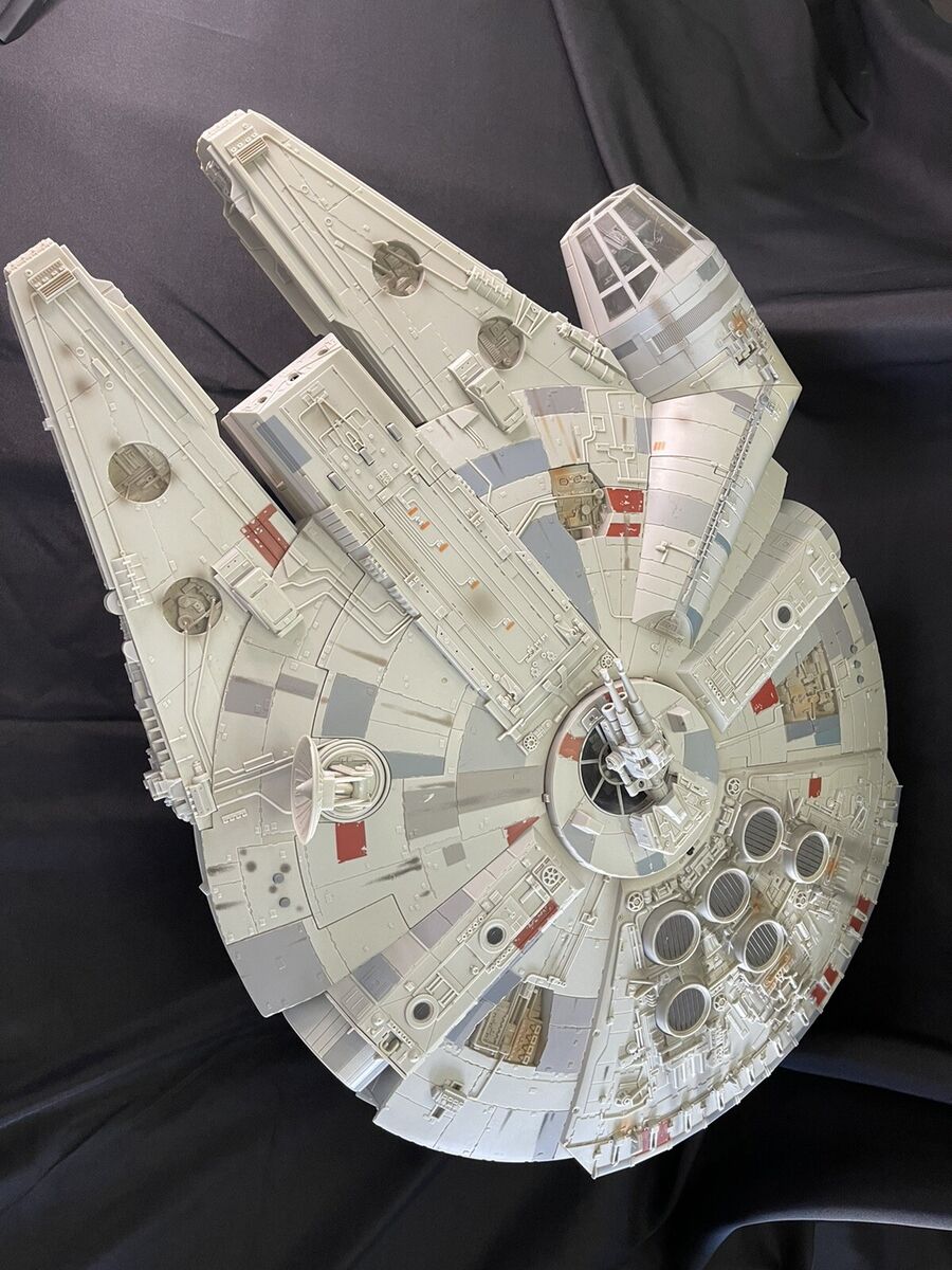 2008 Star Wars Legacy Millennium Falcon - All original | eBay 2008 Star Wars Legacy Millennium Falcon - All original | eBay