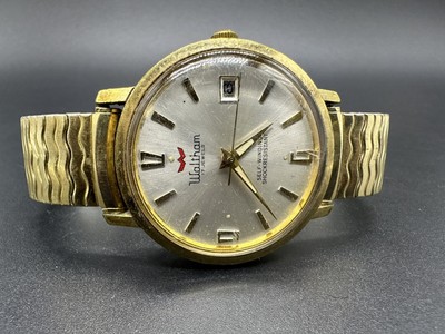 Brand & Movement: The watch is branded Waltham and features a 17-jewel automatic 17 Jewels Mechanical Waltham Watch | Gold-tone Ladies Watch  main image 2