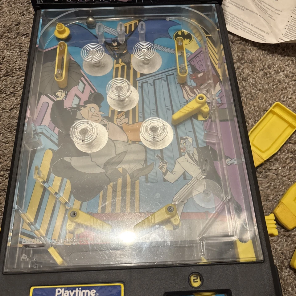 Batman Animated Series Playtime Tabletop Pinball Game 1993 - Electronic w/box - Image 3 of 4