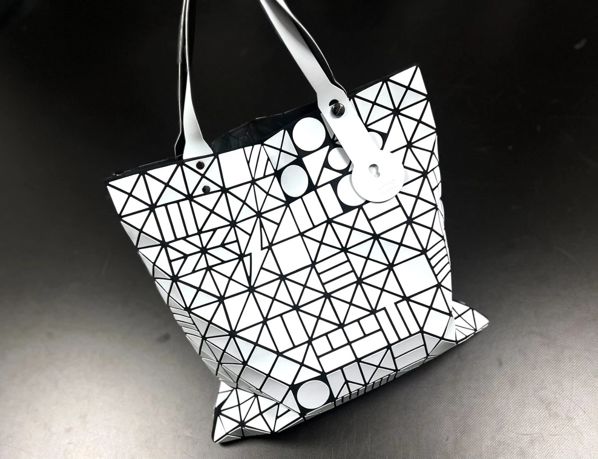 【ホワイトラージ】baobaoトートバッグ ISSEY MIYAKE Bao Bao White Bags & Handbags for Women for sale | eBay