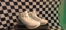 Size 5.5 Youth- Under Armour Curry 3 Shoes