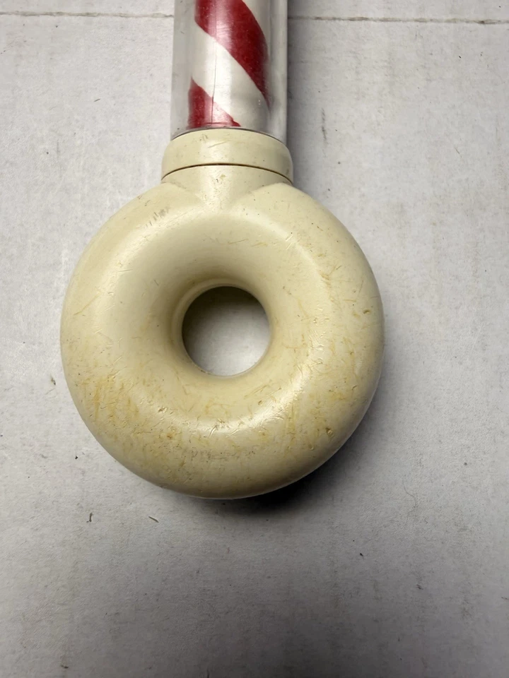 Revista para padres de juguete de bebé a rayas rojas y blancas Johnson de colección Johnson & Johnson años 70 Foto 4 de 4