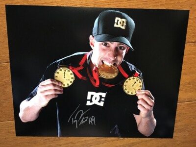 *TRAVIS PASTRANA*SIGNED*AUTOGRAPHED*PHOTO*X GAMES*SUZUKI*DC*PROOF*11