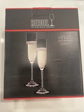 Riedel Vinum Champagne Flute Crystal Glass Pair #6416/08- New, in Box