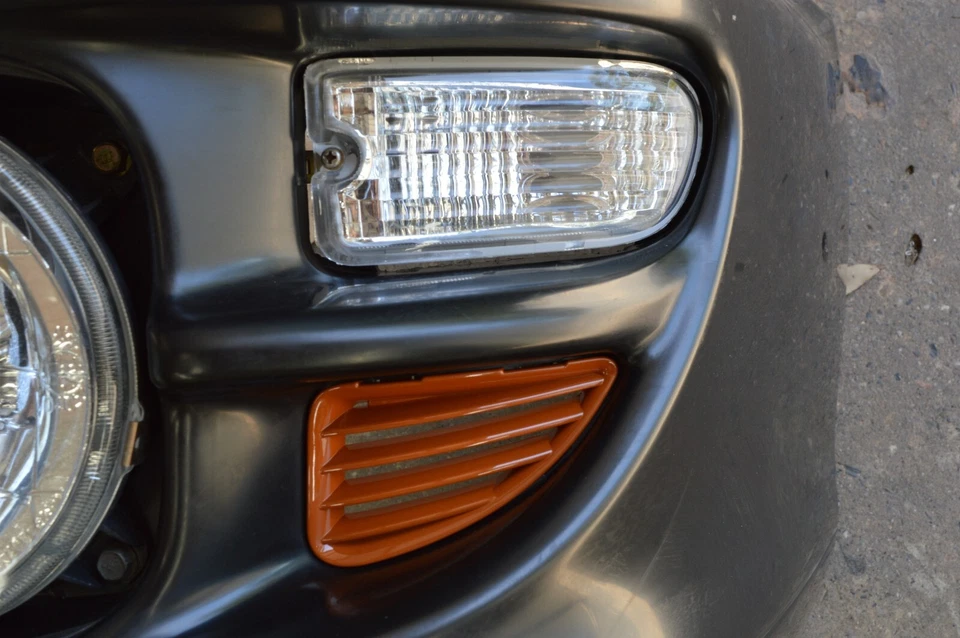 GENUINE SUBARU WRX LH FRONT BUMPER BAR ORANGE VENT 99- 00 GC8 GF8 IMPREZA STI RX - Image 3 of 3