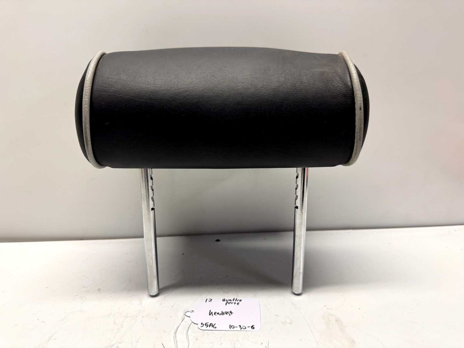 09-13 Maserati Quattroporte Rear Left Or Right Seat Headrest Head Rest Oem BLACK