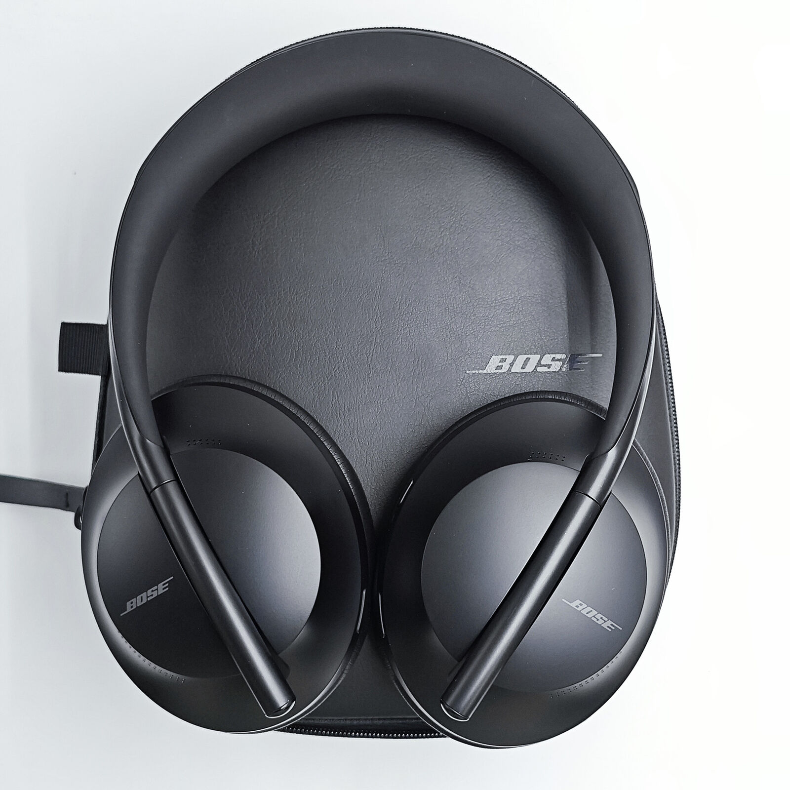 Bose NC700 700 Over-Ear Noise-Cancelling Wireless Bluetooth Headphones -  Black