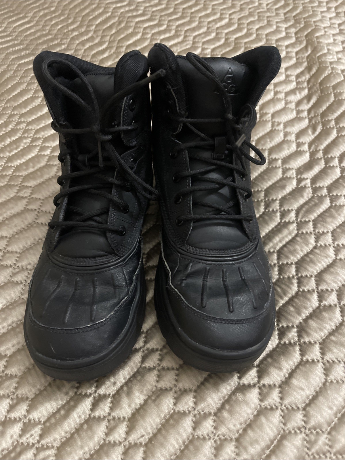 Nike Woodside ACG Winter Snow Boots 524872-004 Youth Sz 7Y Waterproof Black