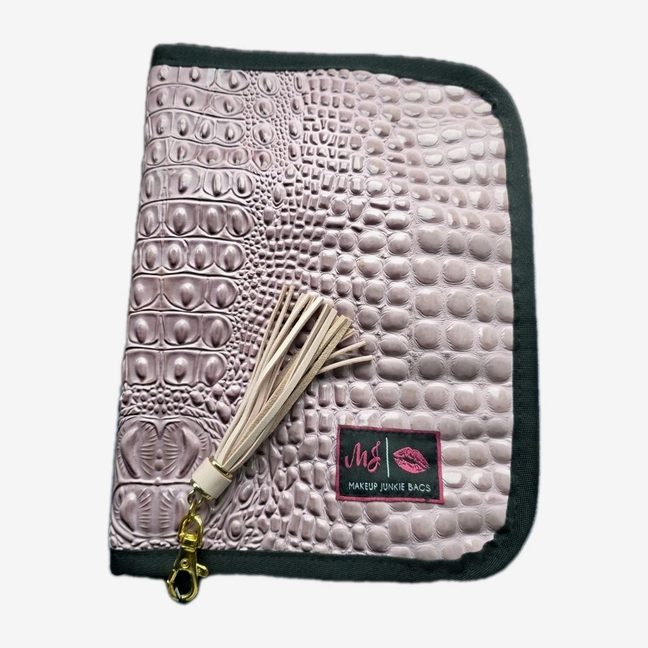 Makeup Junkie Bubble Gator Blush Brush Book
Opens in a new window or tab