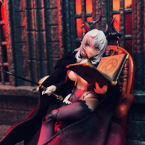 1/12 Custom Wired Cape Cloak For 6'' Snail Shell Succubus Lustia Action Figure - 第 7/11 張圖片