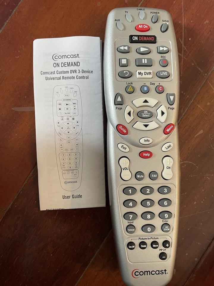Comcast Xfinity Motorola Silver Custom DVR 3 Device Universal Remote New - Image 4 of 4