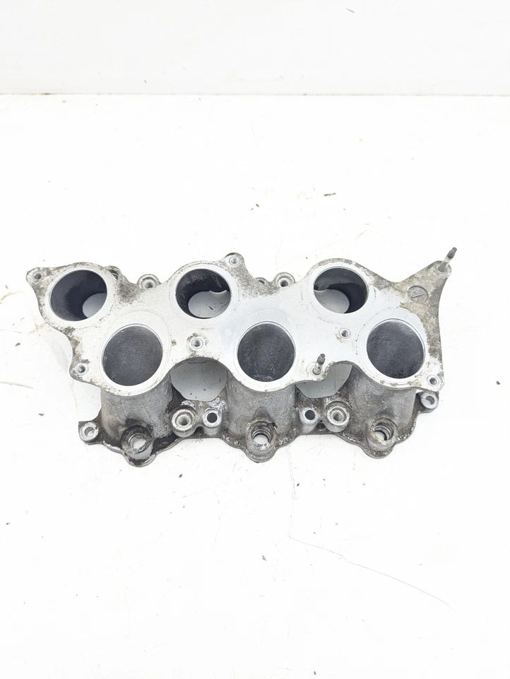 LEXUS GS 450H v6 3.5 Colector de entrada de aire inferior is350 OEM 17111-31171 Foto 2 de 4