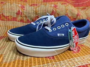 vans era blue suede