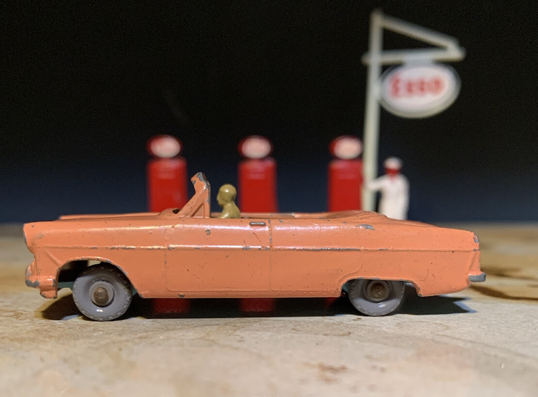 MATCHBOX 　No.33 FORD ZODIAC Matchbox Lesney #33 FORD ZODIAC GREEN RARE Made in England