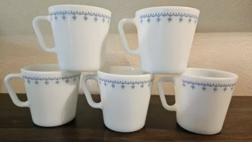 VTG Pyrex Blue Snowflake Garland No. 1410 D-Handle Set of 5 Coffee Cups Mugs