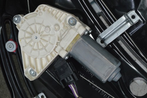 Mercedes E Class Window Regulator Right Side RH961882 Front W207 E200 2016 - Picture 4 of 10